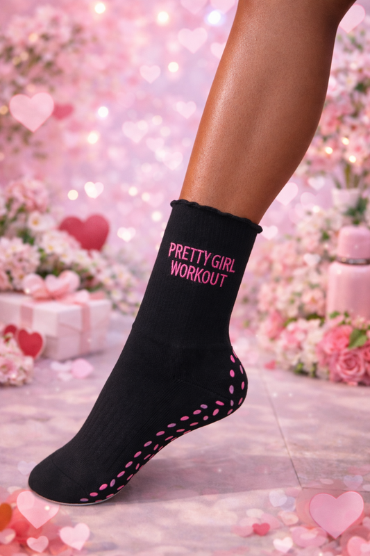 Pretty Girl Workout Ruffle Crew - Onyx Black